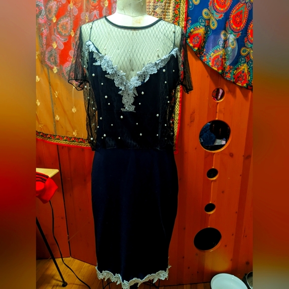 Sheer Top with Decorative Pearls - Picture 3 of 6